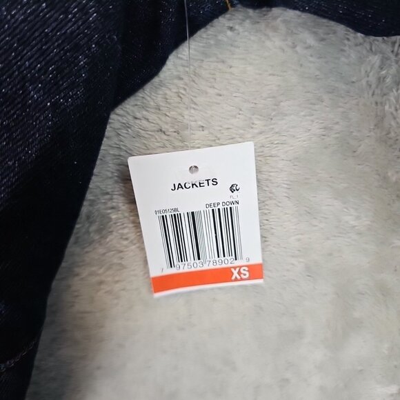 BLANKNYC Wide Hem Trucker Denim Jacket Womens Size XS Dark Blue Oversized Cotton - Picture 11 of 16